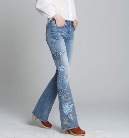 
            
                Load image into Gallery viewer, Isabel Flare Embroidered Jeans
            
        